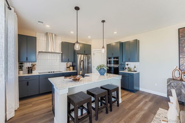 55043 E 27th Avenue, Strasburg, CO 80136