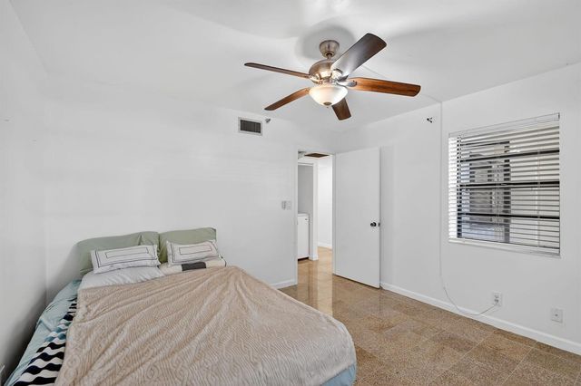 7030 Half Moon Circle 117, Hypoluxo, FL 33462