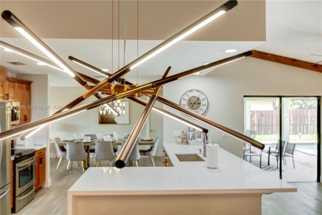 1130 NW 78th Ter, Plantation, FL 33322