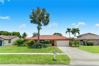 1130 NW 78th Ter, Plantation, FL 33322