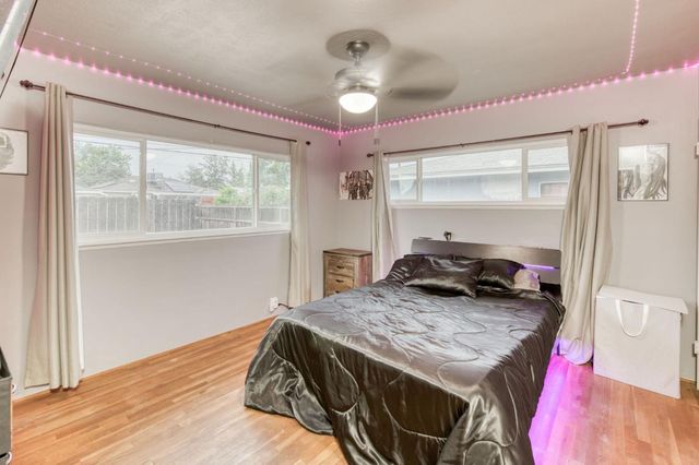 824 W Clinton Avenue, Fresno, CA 93705