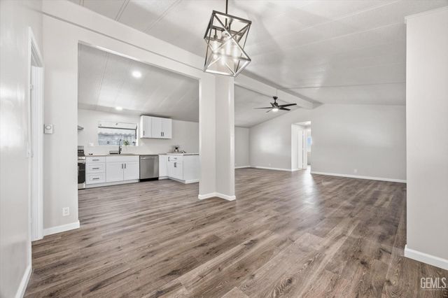 8536 Kern Canyon Road 138, Bakersfield, CA 93306