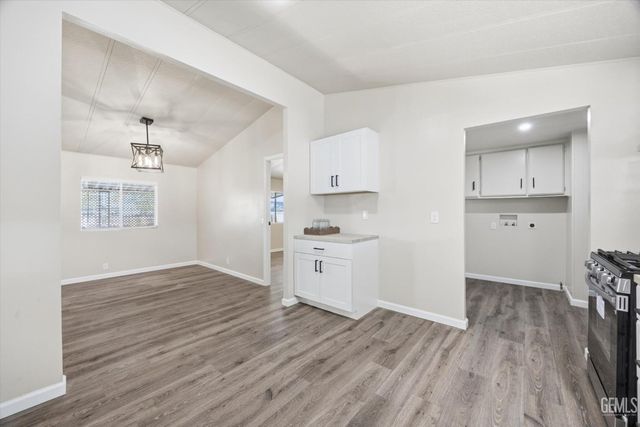 8536 Kern Canyon Road 138, Bakersfield, CA 93306