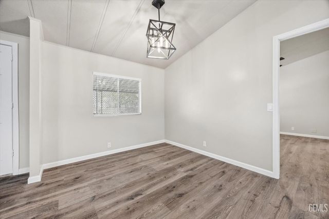 8536 Kern Canyon Road 138, Bakersfield, CA 93306