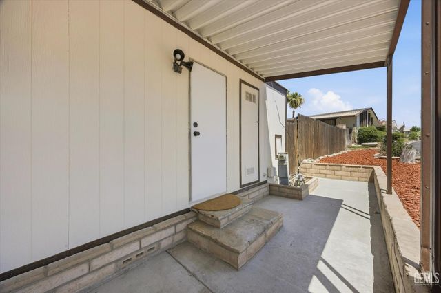 8536 Kern Canyon Road 138, Bakersfield, CA 93306