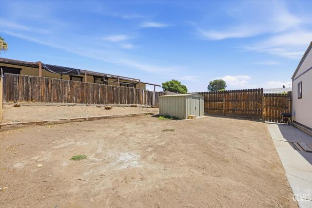 8536 Kern Canyon Road 138, Bakersfield, CA 93306