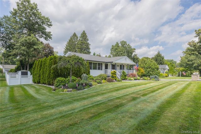 395 Ehrhardt Road, Pearl River, NY 10965