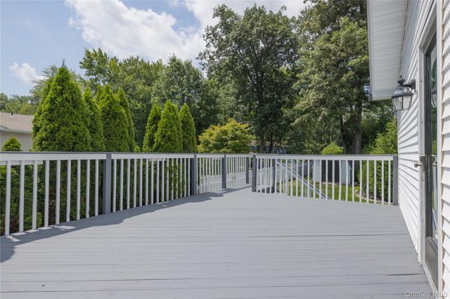 395 Ehrhardt Road, Pearl River, NY 10965