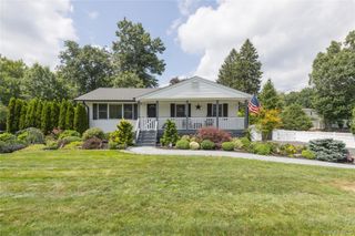 395 Ehrhardt Road, Pearl River, NY 10965