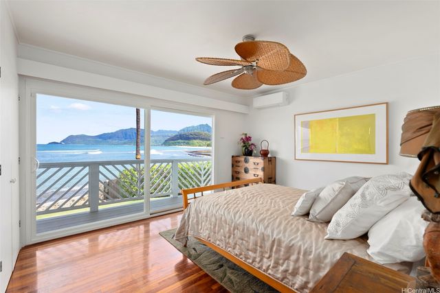 87-829 Farrington Highway, Waianae, HI 96792