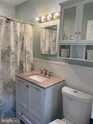 543 LONGWOOD AVE, Deptford, NJ 08096