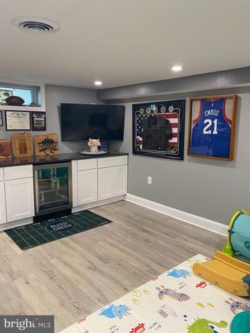 543 LONGWOOD AVE, Deptford, NJ 08096