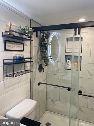 543 LONGWOOD AVE, Deptford, NJ 08096