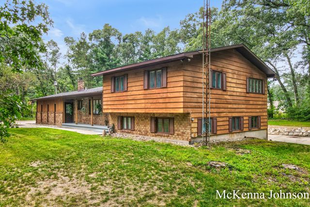 299 N Brooks Road N, Muskegon Twp, MI 49442