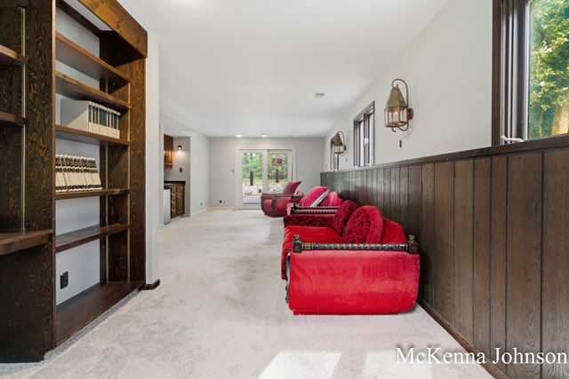 299 N Brooks Road N, Muskegon Twp, MI 49442