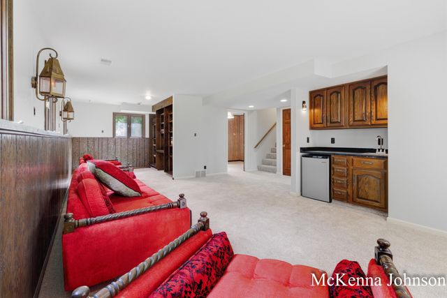 299 N Brooks Road N, Muskegon Twp, MI 49442