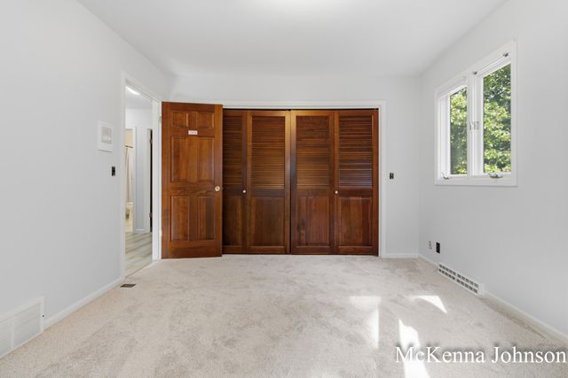 299 N Brooks Road N, Muskegon Twp, MI 49442