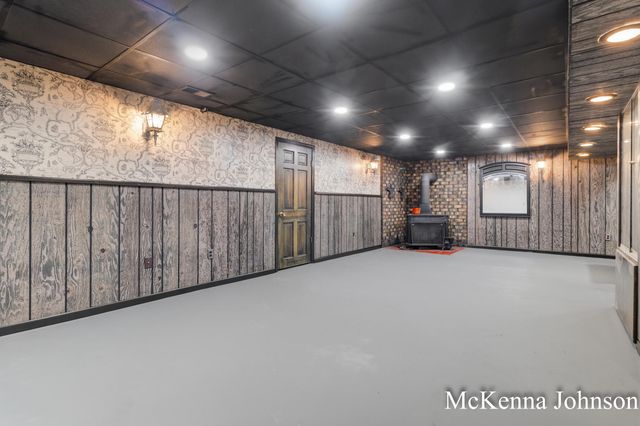 299 N Brooks Road N, Muskegon Twp, MI 49442