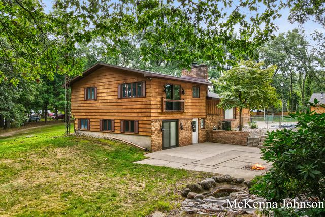 299 N Brooks Road N, Muskegon Twp, MI 49442