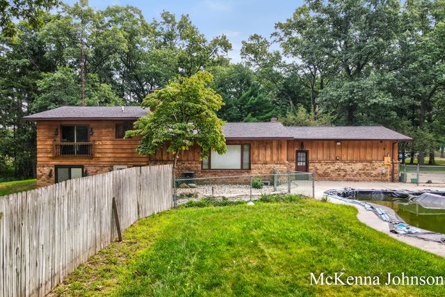 299 N Brooks Road N, Muskegon Twp, MI 49442