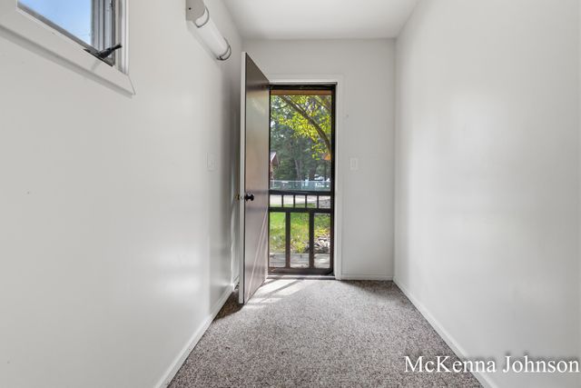 299 N Brooks Road N, Muskegon Twp, MI 49442