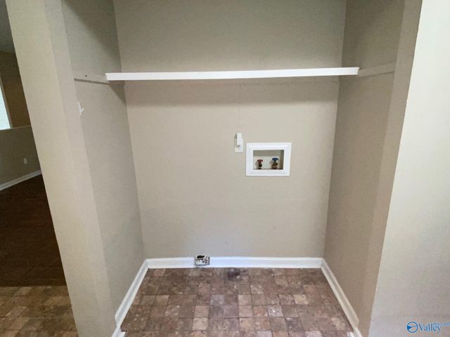 6214 Belgrade Drive NW, Huntsville, AL 35810