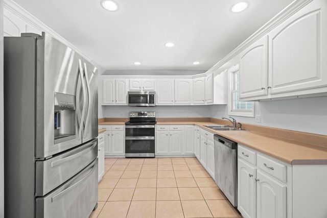 94 Chandlers Ridge Drive, Chatsworth, GA 30705