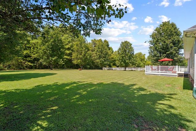 94 Chandlers Ridge Drive, Chatsworth, GA 30705