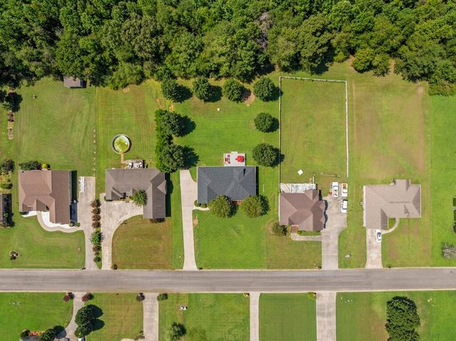 94 Chandlers Ridge Drive, Chatsworth, GA 30705