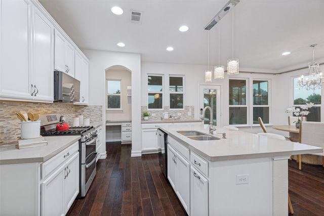 3317 Wiltshire Horn Avenue, Mckinney, TX 75071