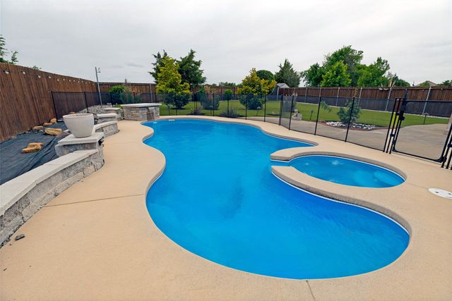 3317 Wiltshire Horn Avenue, Mckinney, TX 75071