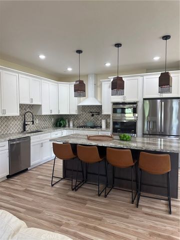 5219 Falcon View, Paradise, CA 95969