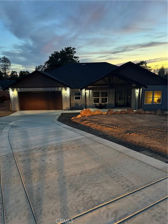 5219 Falcon View, Paradise, CA 95969