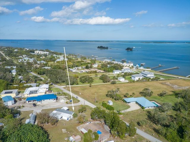 13195 Old Dixie Highway, Sebastian, FL 32958