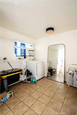 1133 S Harmon, Santa Ana, CA 92704