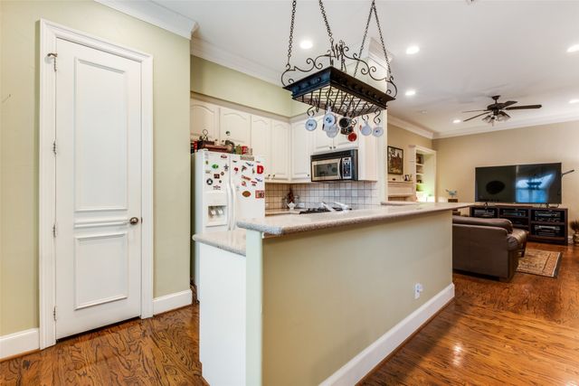4007 Bowser Avenue D, Dallas, TX 75219