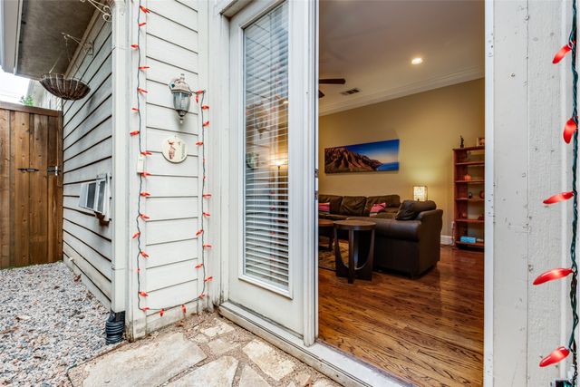 4007 Bowser Avenue D, Dallas, TX 75219