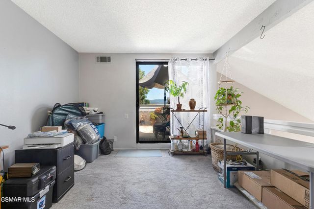 1253 Tivoli Lane 36, Simi Valley, CA 93065