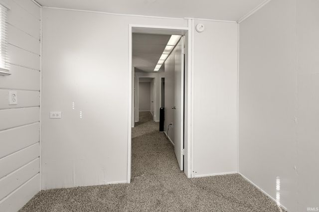 902 Lake Avenue, Fort Wayne, IN 46805