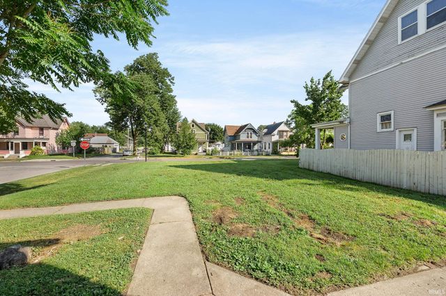 902 Lake Avenue, Fort Wayne, IN 46805