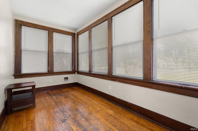 902 Lake Avenue, Fort Wayne, IN 46805
