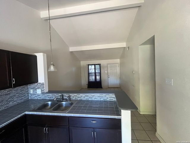 5919 FAIRMEADE ST, San Antonio, TX 78242