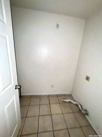 5919 FAIRMEADE ST, San Antonio, TX 78242