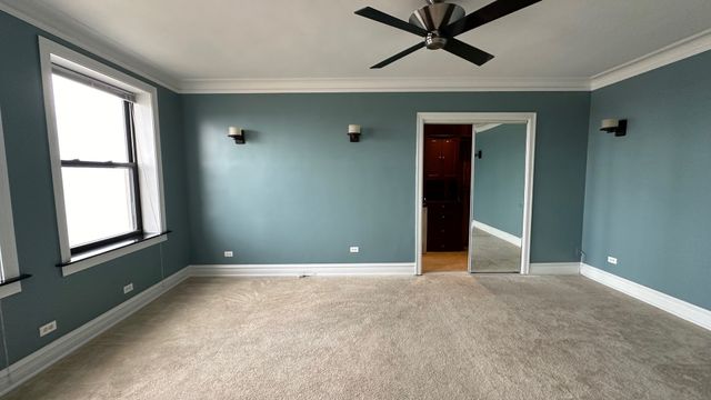 1205 W Sherwin Avenue 805, Chicago, IL 60626