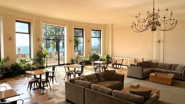 1205 W Sherwin Avenue 805, Chicago, IL 60626