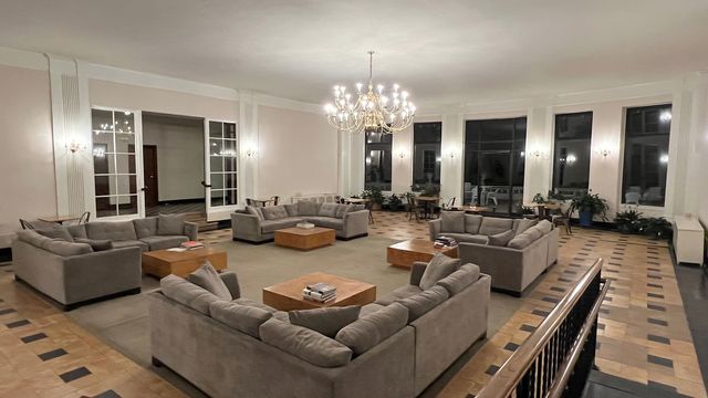 1205 W Sherwin Avenue 805, Chicago, IL 60626