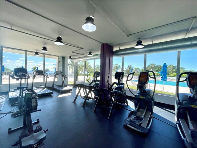 100 Lincoln Rd 518, Miami Beach, FL 33139