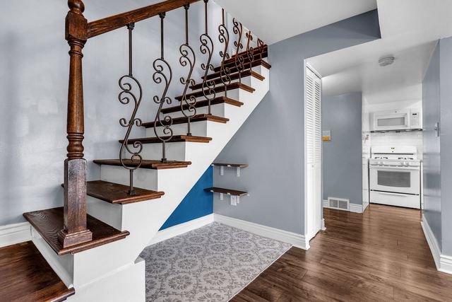 9829 Nottingham Avenue 10, Chicago Ridge, IL 60415