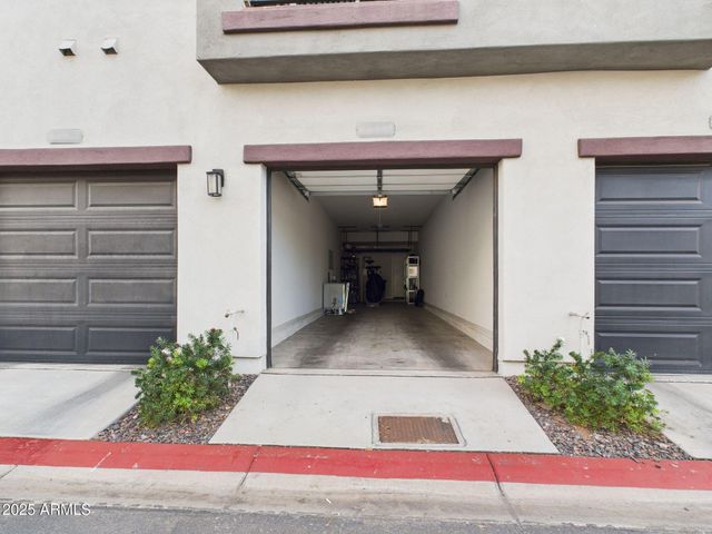 2335 E HIDALGO Avenue, Phoenix, AZ 85040