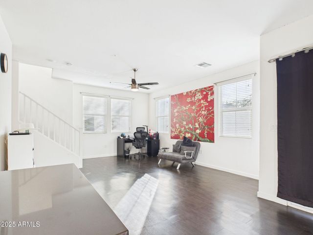 2335 E HIDALGO Avenue, Phoenix, AZ 85040